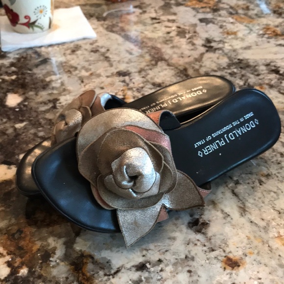 Donald plainer pre owned Sz 6 Excellent Condition - Picture 2 of 5